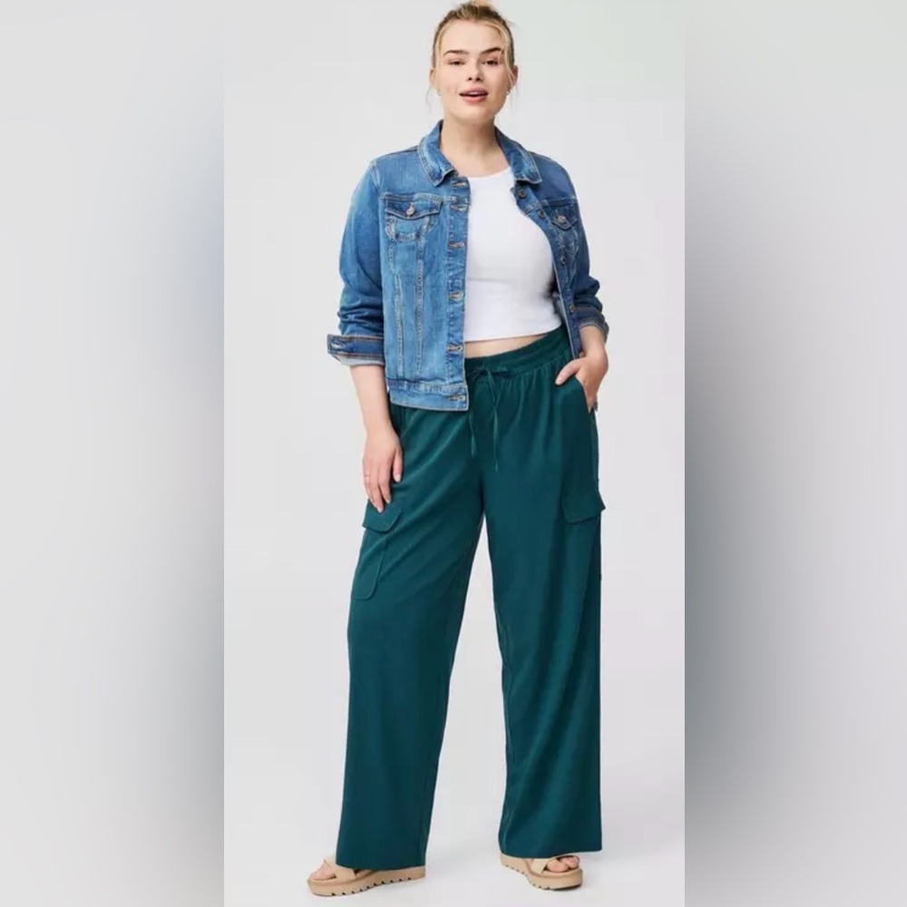 Torrid Deep Teal Stretch Challis Wide Leg‎ Cargo Pants sz 1X